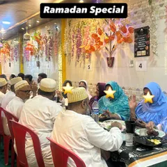 A happy group enjoying their Iftar meal at one of our tables. It’s wonderful to see guests of all ages coming together to share food and conversation in our hall.