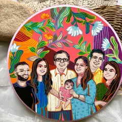 This large 12-inch wall plate was painted to accommodate a beautiful, big family. We love the challenge of composing group portraits and ensuring each person's personality shines through in the final artwork.