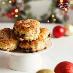 Our Rum Soaked Fruit Mince Pies are a true Christmas delight. The flaky, buttery puff pastry is filled with a rich mixture of fruits and spices that have been soaked in rum for that authentic festive flavour.