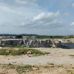 The journey of a material begins at its source. We visit quarries to handpick the stone for our projects, selecting blocks with the right color, tone, and character to tell the story of the building.