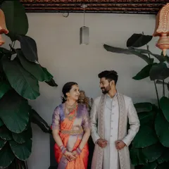 A look of love between the newly engaged couple. Anusha's choice of our unique color-blocked Kanchipuram silk makes this moment even more memorable, blending tradition with a bold, personal touch.