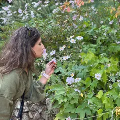 Another moment of appreciating the simple things. Connecting with nature, even in small ways, helps to cultivate a sense of inner peace and power.