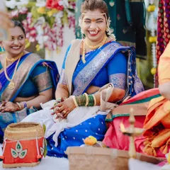 A moment of pure, uninhibited laughter from the bride during her wedding ceremony. These are the candid shots that tell the real story.