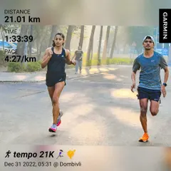 A 21 km tempo run with a training partner to close out the year. Pushing each other helps maintain a strong pace and makes the hard efforts more manageable.