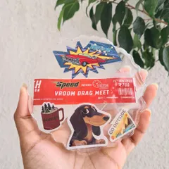 I love preserving memories from fun events! For this set of custom resin coasters, I embedded tickets from a local drag meet, along with other cool stickers that fit the theme.
