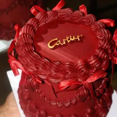 The perfect combination of elegance and indulgence. Our Cartier-inspired cake is a statement piece for any sophisticated celebration.