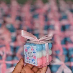 These tri-colored bubble candles were for a gender reveal baby shower. I can customize colors to match any theme, and this modern, playful design is always a hit.