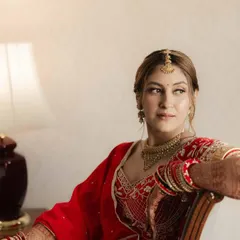 A close-up of this beautiful Marwari bride. The makeup is minimal yet provides full coverage, creating a flawless canvas that enhances her natural features.