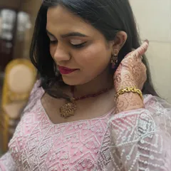 A beautiful, natural shot of my client Afra, showing a hint of her party henna. I also did her makeup for her sister's wedding.