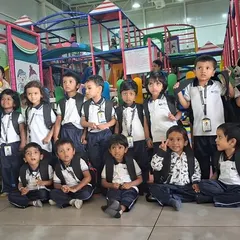 Another group of students ready for their adventure. My space is large enough to accommodate school groups comfortably, providing a safe and exciting outing for the entire class.