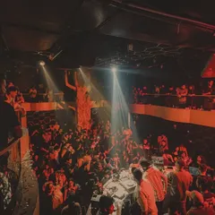 The view from the top. Looking down at a packed house is a feeling that never gets old. This is what a full-power club night looks like.