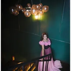 Another shot from my maternity shoot. This was such a magical day, and I loved creating a look that felt both glamorous and true to myself during this special time.