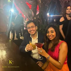 Cheers to good times and great friends. This is what our service is all about: creating the perfect drinks to accompany your happiest moments and celebrations.