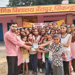 Giving back to the community by empowering the next generation. Here I am with a group of schoolgirls after a self-defence workshop aimed at building their confidence.