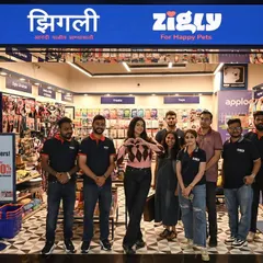 Our dedicated Mumbai team, ready to welcome you and your pet. We pride ourselves on having knowledgeable staff who are passionate about animal care.