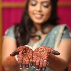 Another shot of the beautiful engagement mehendi stain. The deep color provides a stunning contrast against the skin.