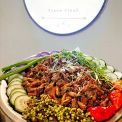 Another look at my spicy chicken singju, a popular pre-order item for parties and get-togethers.