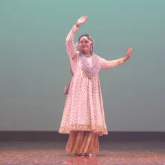 The elegance of Kathak on full display. This performance from SparkLights showcases the beautiful arm movements and poise that are hallmarks of the style.