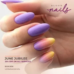 I love this combination of solid lilac and a beautiful sunset ombré gradient from yellow to pink. This is a great example of how we can play with different effects in one manicure.
