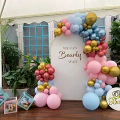 Another shot of the "We Can Bearly Wait" decor.