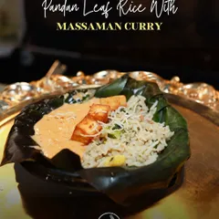This is my Pandan Leaf Rice with Massaman Curry, a dish that brings authentic Thai flavours to your event. The fragrant rice is steamed in pandan leaves and served in a leaf bowl with a rich, creamy curry.