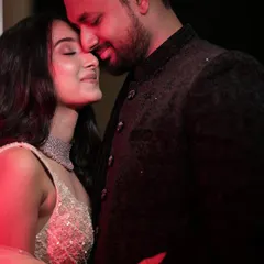 A tender moment captured perfectly. The focus here is on creating a flawless, natural-looking base that looks beautiful both on camera and in person.