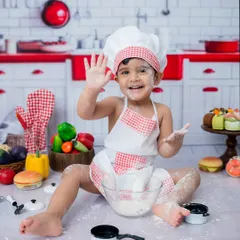 Hello there! I believe photoshoots should be fun, and what’s more fun than a mini chef with flour on their nose? This creative toddler chef photoshoot is one of my favorites for capturing playful personalities.