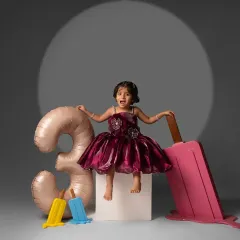 Childhood is pure, energetic joy! We love creating fun, playful setups like this ice cream theme to let your toddler's personality shine. This little one's excitement was absolutely infectious.