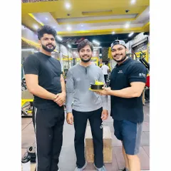 Another celebration in the gym. We always make time to celebrate our clients' and friends' achievements and special days.