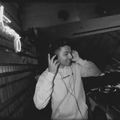 A snippet from my debut in Chennai. Just feeling the music and getting ready to drop the next track.