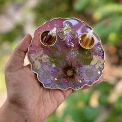 A beautiful purple floral puja thali, perfect as a return gift for weddings, baby showers, or any special event.