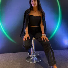 In my element at the L'Oréal Pro event. I believe in being the "Maalkin" of my own destiny, and moments like these remind me how far this journey has come.