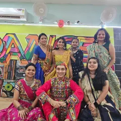 Our dance family is all dressed up and ready for Navratri! This photo was taken at my Noida studio before a festive Garba and Dandiya workshop.