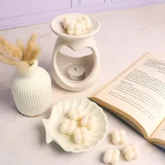 Bubble melts anyone? I saw how much you loved my bubble candles, so I decided to make them in wax melt form as well.