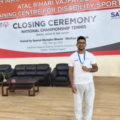 We are incredibly proud of our player, Ritik, holding his Silver Medal from the National Championship Tennis 2025. This win at a major national event for disability sports shows that with dedication, any player can reach the highest level. Shaabash, beta.