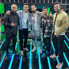 A frame full of lyrical rappers. Standing with Dino James, Panther, and Gravity on the Hustle stage. We're all about pushing the art of lyricism forward.