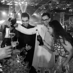 A champagne tower moment, because every great party needs one. It’s these fun, celebratory details that bring friends and family together.