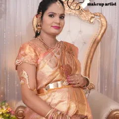 Celebrating a special Seemantha (baby shower) with this radiant mom-to-be. I created a traditional look with glowing skin, defined eyes, and a bright pink lip to match her beautiful tissue silk saree.
