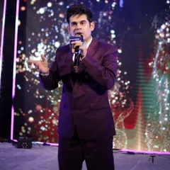 Holding the mic on a big stage, with the lights on me, is my comfort zone. I ensure your event's key moments are delivered with professionalism and a commanding presence, keeping the audience engaged from start to finish. This was for a large corporate gathering in Mumbai.