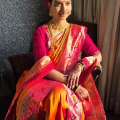 Another look at the radiant bride Apoorva. The traditional Maharashtrian dhoti drape is a symbol of strength and grace, and I ensure it is draped for both beauty and comfort.
