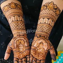 For a truly blessed beginning, this design incorporates the powerful figures of Durga Maiya and Lord Ganesha. The deities are surrounded by intricate patterns and lotus motifs, adding a layer of divine protection and grace.