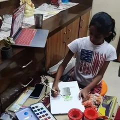 Here is Saanvi, a 5th standard student, attending her online watercolor class from home. Our virtual sessions are equipped to teach detailed techniques like object drawing, just like in our studio.
