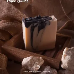 Meet the hydration king, my Triple Butter soap. I pack this bar with cocoa, shea, and kokum butters to create a creamy, luxurious lather that is a true treat for dry skin.