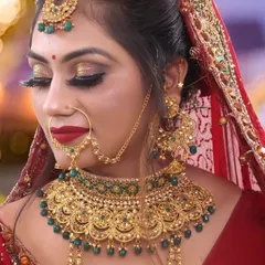 A close-up showcasing the details of a glamorous bridal look. Notice the dramatic winged eyeliner, the shimmer on the lids, and the perfectly blended skin, all essential for a photo-ready finish.
