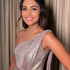 Here you can see how the complete look comes together. The makeup is flawless, the hair is elegant, and she is absolutely glowing. My goal for bridesmaid makeup is to create a cohesive yet individual style for the entire bridal party.