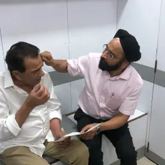A proper diagnosis is the most critical first step. Here, I am conducting a detailed hair and scalp examination for the legendary actor Dharmendra. Before recommending any treatment, surgical or non-surgical, I need to understand the precise cause of hair loss.