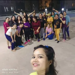 Had a great time with these lovely ladies. I love to see all their happy faces while grooving with the music. This is what it's all about.