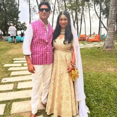 A photo with the gorgeous bride at her beach wedding. Being a part of these happy moments is the most rewarding aspect of my job as a wedding DJ.