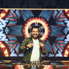 It's not just about the music, it's a full audio-visual experience. As a VDJ, I sync mind-blowing visuals with the tracks, creating an immersive atmosphere that makes the music feel larger than life.