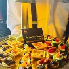 A close-up of my hot and cold vegetarian canapés. Each piece is a bite-sized creation, designed to offer a burst of flavor and showcase the kind of detailed, gourmet starters we provide.